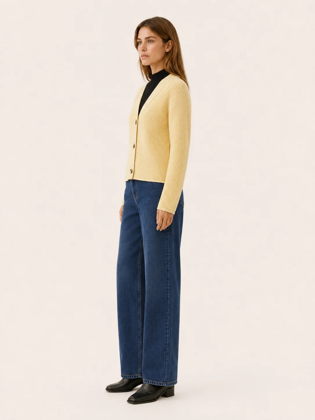 Sophie | Ribbed V-Neck Button Cardigan